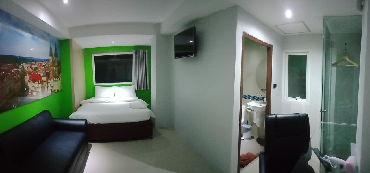 Blue Orchids Hotel Хатъяй Экстерьер фото
